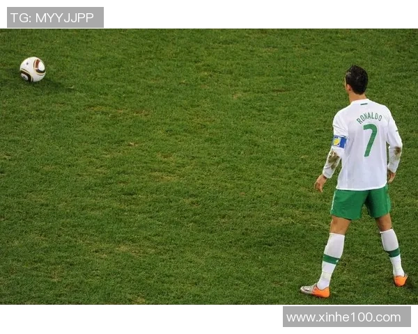 足球明星携手LV品牌展现时尚魅力的精彩瞬间与背影照片合集 足球明星携手LV品牌展现时尚魅力的精彩瞬间与背影照片合集