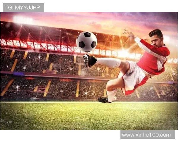 足球明星与家人共享温馨时刻合影留念展现幸福生活的美好瞬间 足球明星与家人共享温馨时刻合影留念展现幸福生活的美好瞬间